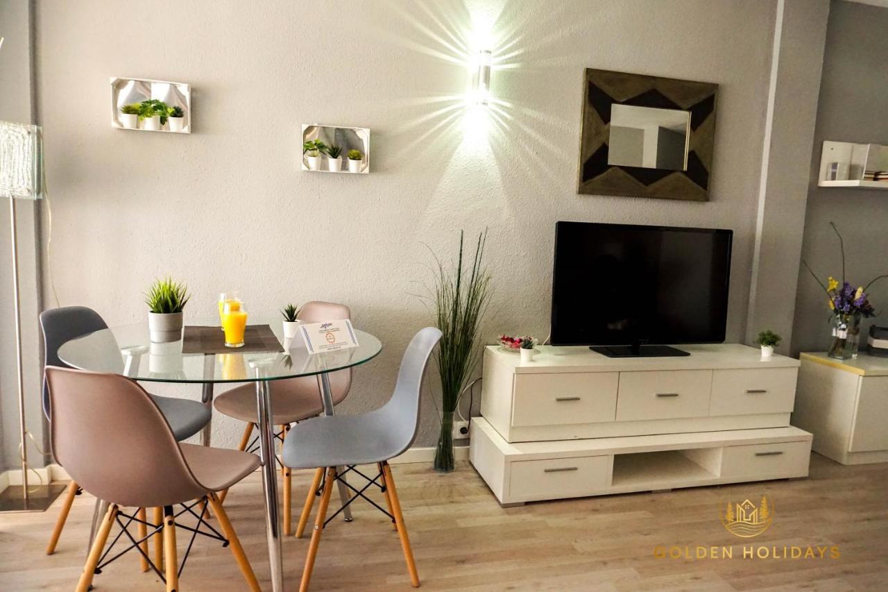 דירות פואנגירולה Atico Loft Moderno Centrico מראה חיצוני תמונה