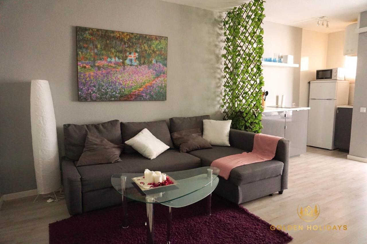 דירות פואנגירולה Atico Loft Moderno Centrico מראה חיצוני תמונה