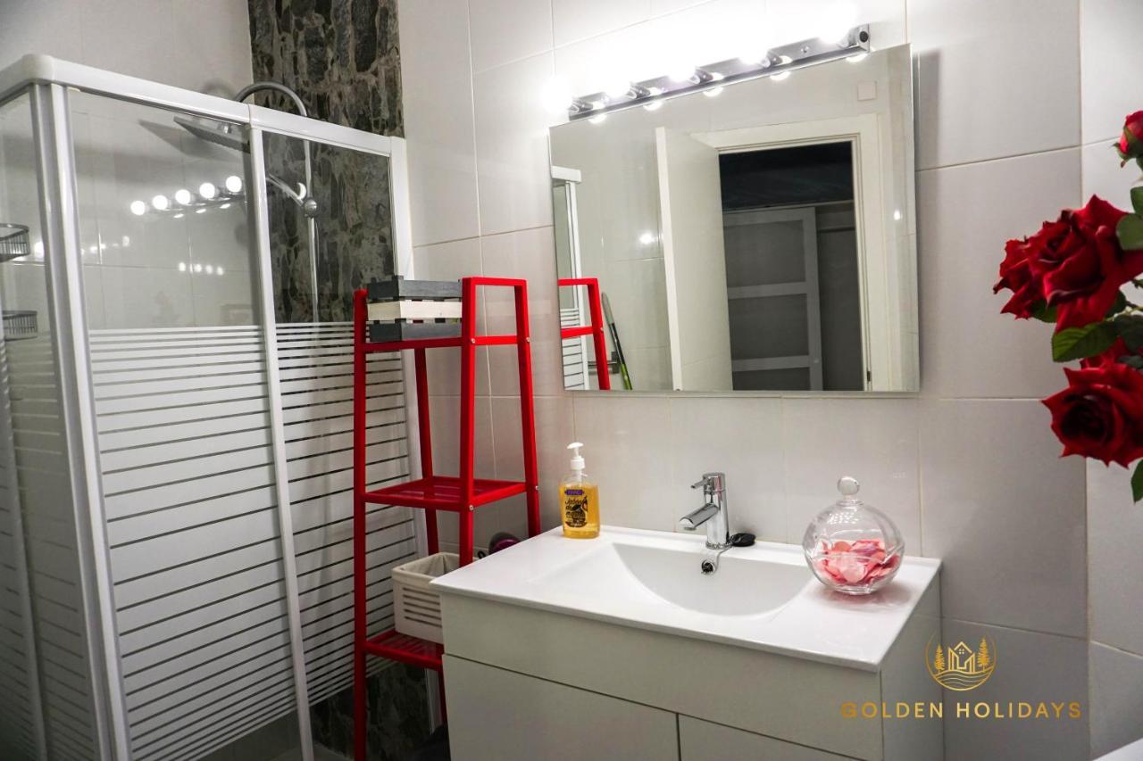 דירות פואנגירולה Atico Loft Moderno Centrico מראה חיצוני תמונה